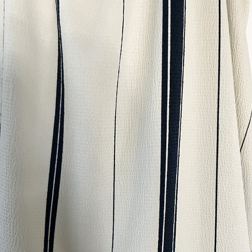 Lou & Gray Navy Blue/ Cream Vertical Stripped Maxi Dress Size Small - Picture 6 of 8